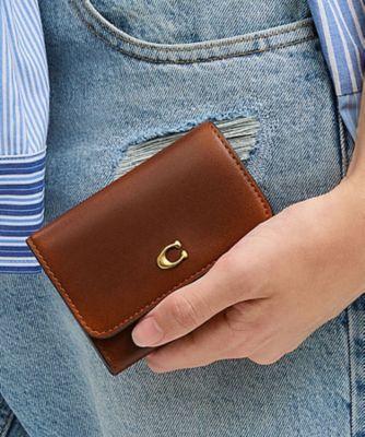 エッセンシャル Lジップ キー ケース・シグネチャー キャンバス